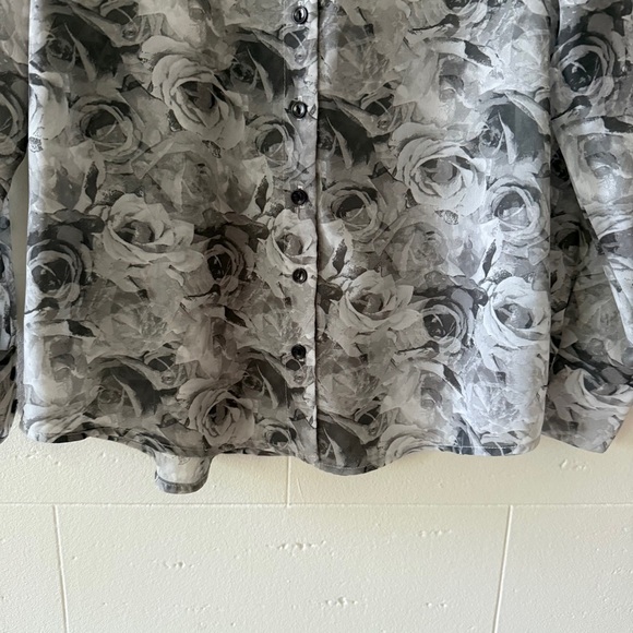 Semi Sheer Grey Floral Blouse - Picture 5 of 7